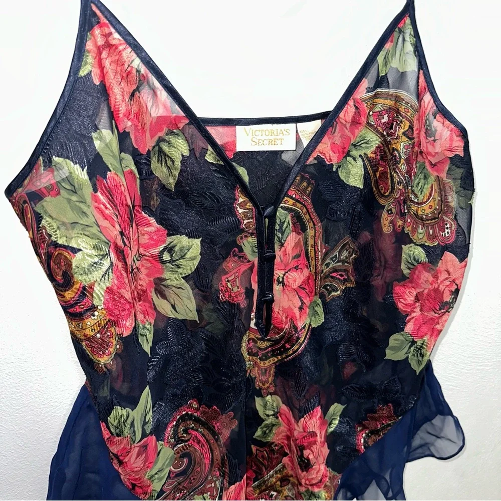 Vintage Victoria’s Secret Floral Bodysuit - Picture 2 of 10